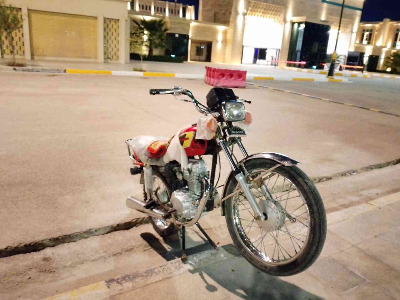 سلام عليكم 
اربعه كير للبيع اوراق سكنر موديل 2025 
محرك مامفتوح علوظع شركه شرط شلعه 
مرتبه ونظيفه كدام عينك تجي وشوفه ماغشك 
***********
احمد الوالي
