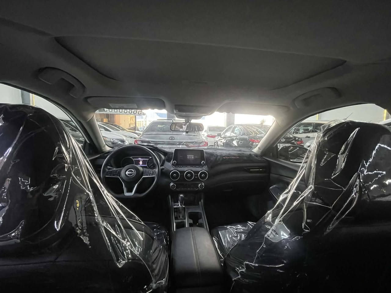 نیسان سێنترا:ئێس ئاڕ بیلاد سەقف ڕەش شانە ڕەش سڵاید بەسمە پێنج کامێرا،سەماحە جیپی ئێڵە ئێس ئاڕی میدنایت کوشن جڵد کوشن هیتەر سوکان هیتەر قەپات مواسەفات ،بەس بۆنیتی سبووغە بەبێ ناو گرتن بێ ئەرباک ،مۆدیل 2024،       6000 ڕۆیشتووە، سعری 155و مەجال ،  ڕەقەم ***********
