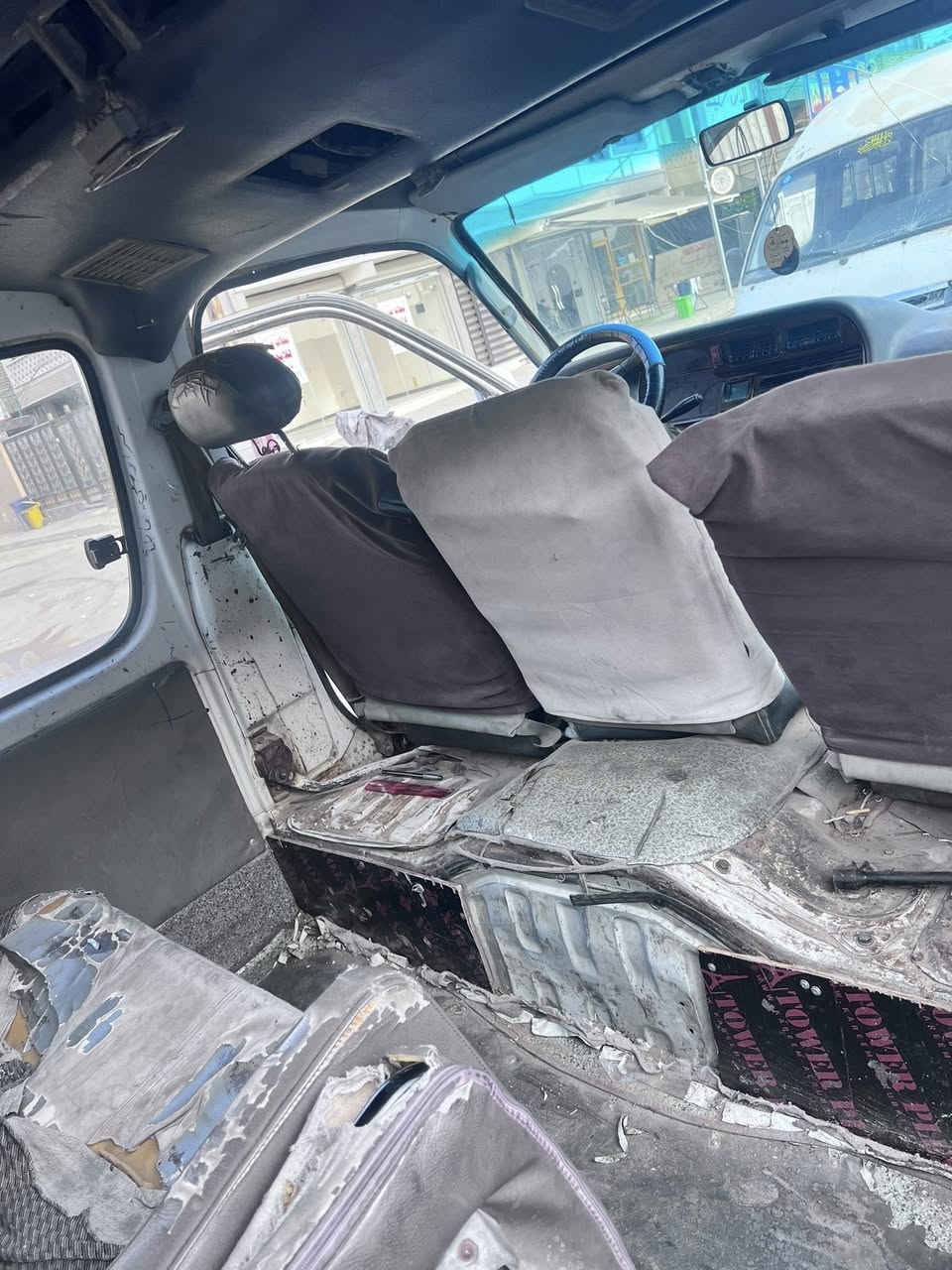 للبيع فتون ٢٠٠٩ رقم كربلاء  مكينه وكير او اكسل جداد بدون رعي اتعاهدك سرقه وعشارين مكني بغداد البلديات *********** السعر ١٨
