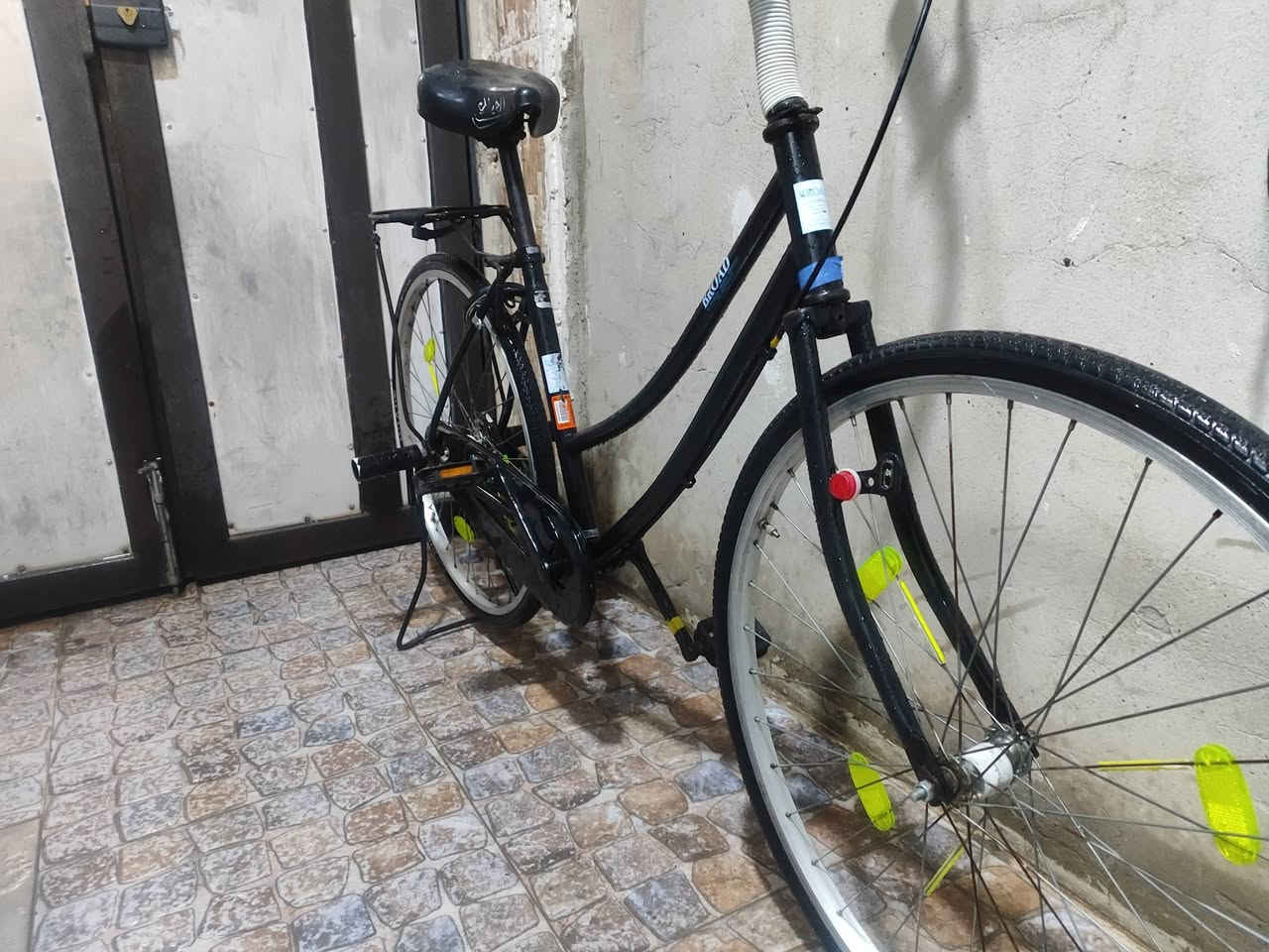 للبيع بايسكل موديل2014 
لون اسود مميز 
كلشي ما يعوزو شرط 
السعر 70
مكاني حي صدام 
غراضو كامله


**إذا كنت صاحب هذا الإعلان وتريد حذفه لأي سبب، رجاءا أرسل رسالة إلى الدعم الفني**