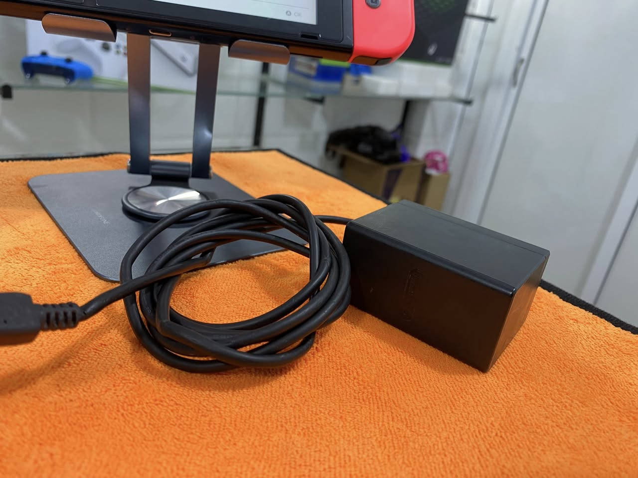 NINTENDO SWITCH MFLACHIA
NINITENDO SWITCH 
MFLACHIA 
32GO+SD128GO 
15 JEUX INSTALLÉS 
ADAPTATEUR TV 
CHARGEUR DORIGINE 
MANETTE PS4 JDID 

PRIX 37500


**إذا كنت صاحب هذا الإعلان وتريد حذفه لأي سبب، رجاءا أرسل رسالة إلى الدعم الفني**