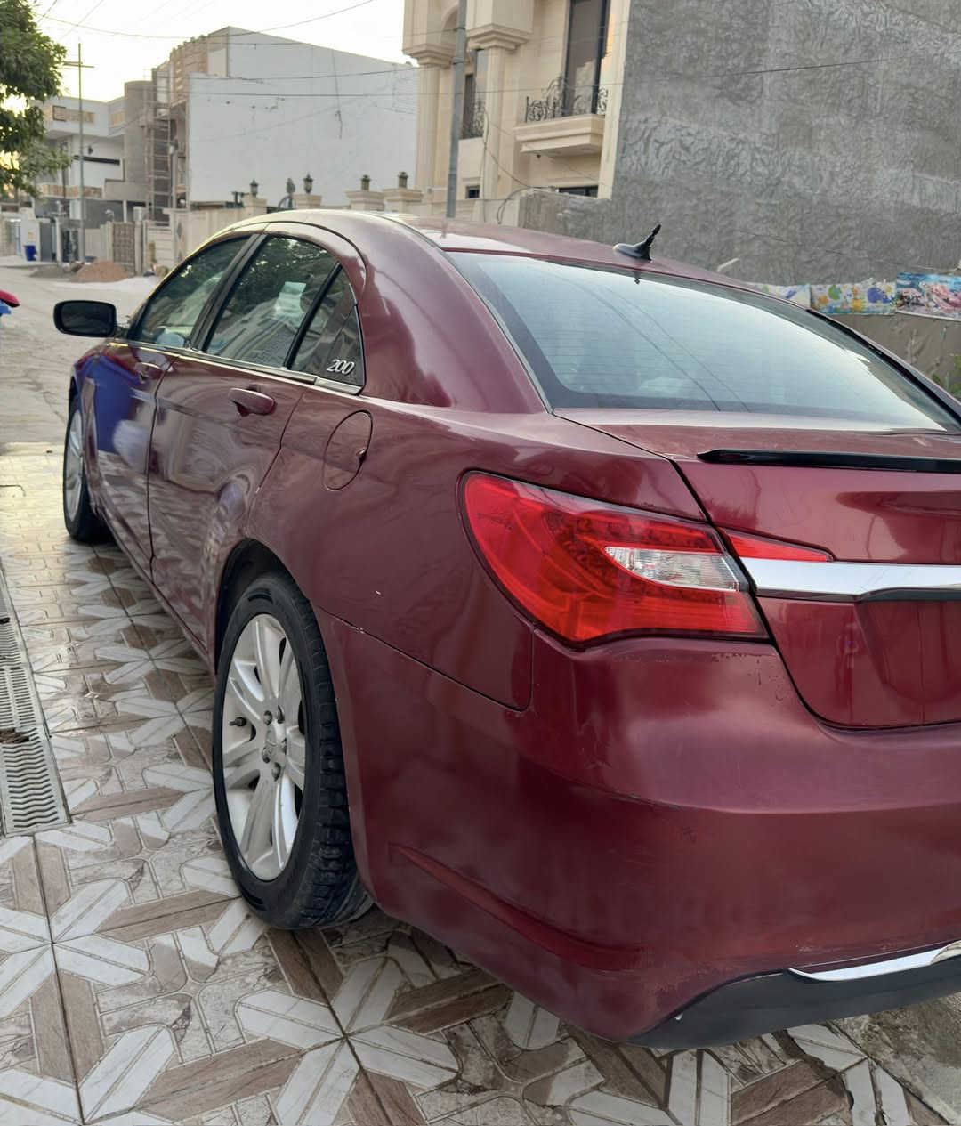 السلام عليكم
C200 

2013

حادثها موضح بالصور 

مكينه 2400  

تحكم ستيرن جهتين 

كروز سرعة

رقم بابل 

سياره نقصها حداديه نص عمر 

#السعر / 65 

حله نادر 1  

***********
