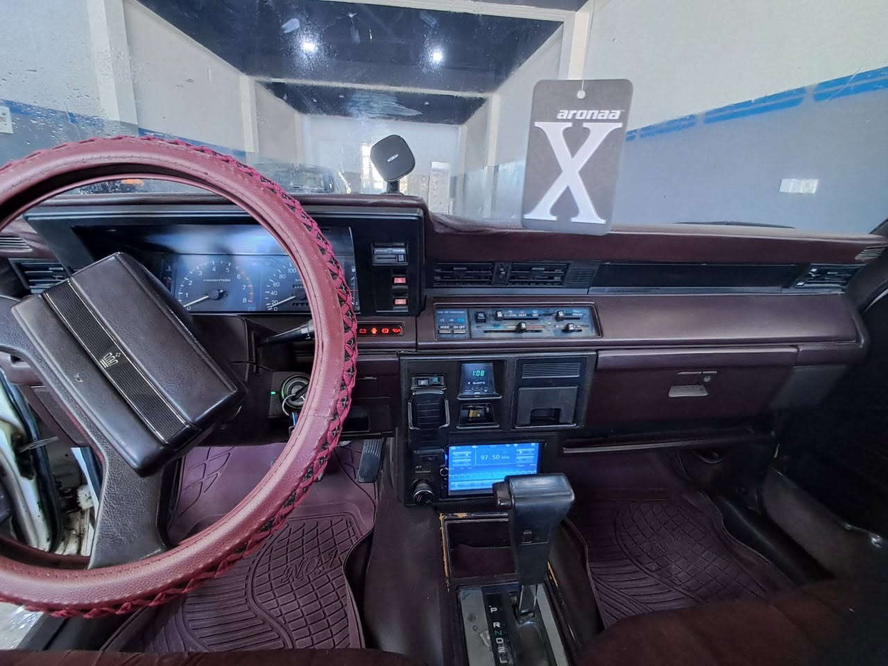 سلام عليكم 

سوبر موديل 85 رقم بغداد
كير ومحرك أصلي مامحور
كير توماتيك 
تبريد وتدفئة وطخم كلها شغال
رقم قديم
شرعيها بالموصل شرط التحويل
سنوية نافذه 2014

السعر#53

***********
مكان السيارة موصل
