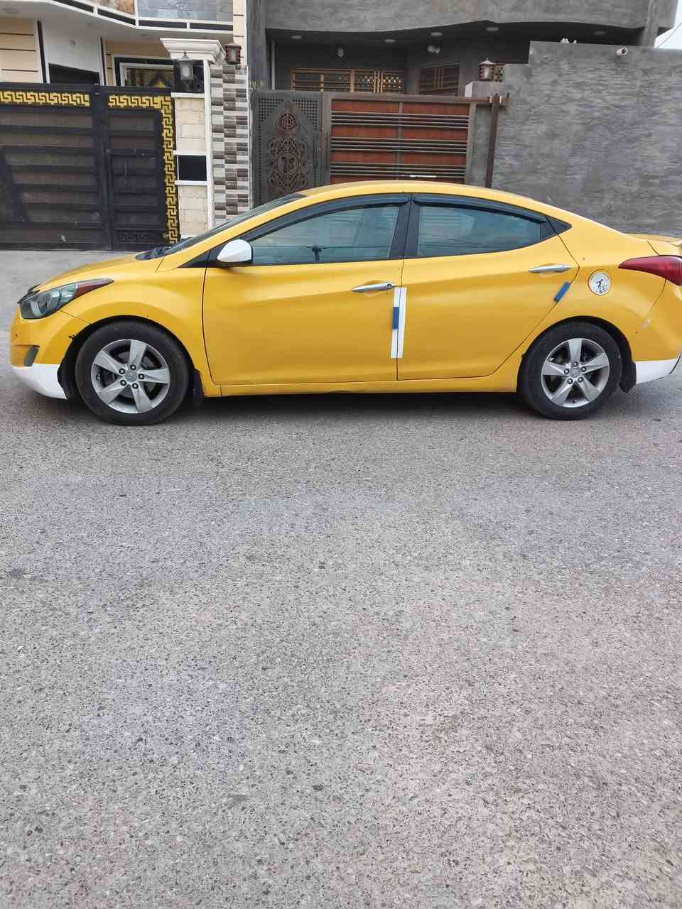 النتر موديل 2013
ضرر جاملغ خلفي 
كير ومكينه خير من الله مكينه دوش
تدفه تبريد تخم تاير جديد 
سياره كلش حلوه 
سنويه جديده بشرط التحويل مكلف بل النشر
مصفره هيئه وغرمات السعر 83 وبيها مجال
مكان السياره ديالى بلدروز الرقم/***********
