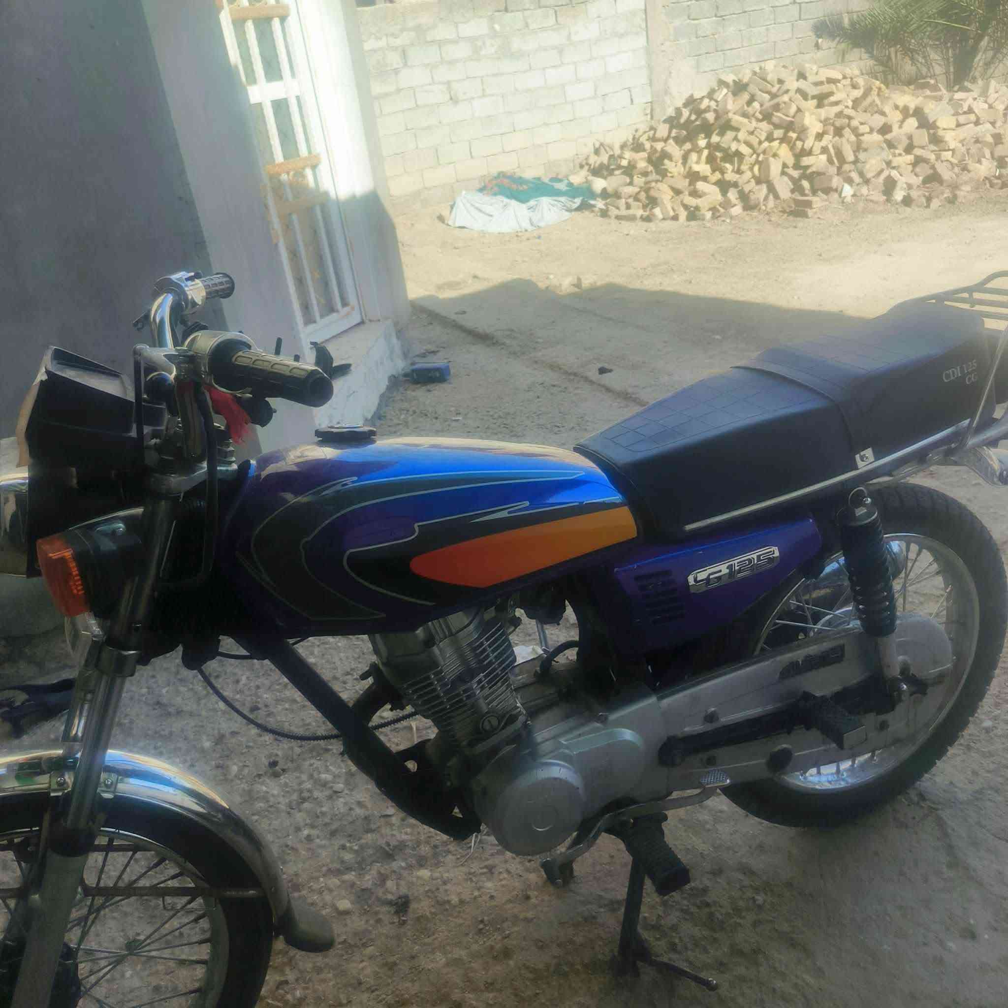 سلام عليكم دراجه نامه البيع
وراق سكنر موديل 21 
محرك مفتوح بس خبل بي شلعه 
سعر 375بيه مجال طيبين 
الدوانيه قضاء دغاره


**إذا كنت صاحب هذا الإعلان وتريد حذفه لأي سبب، رجاءا أرسل رسالة إلى الدعم الفني**