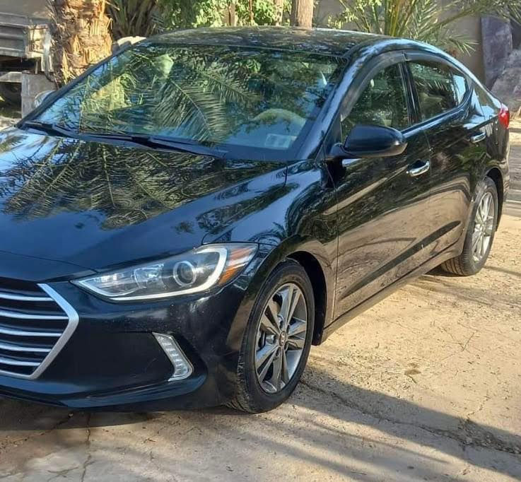 السلام عليكم ورحمة الله وبركاته 
إلنترا وارد امريكي 2017 
محرك 2000 دوش 
كير محرك تبريد صدر مكفولات بحاله جيده 
رقم بغداد بأسمي 
مواصفات نص فول 
داخل بيجي 
حادثها جانبي موضح بصور جاملغ وشخط بل بيبان ثنين وبيها ملاحضه بجاملغ الخلفي والباب 
السعررر 110 وبيها مجال بسيط 
مكاني بغداد التاجيات او الكاظميه 
***********
