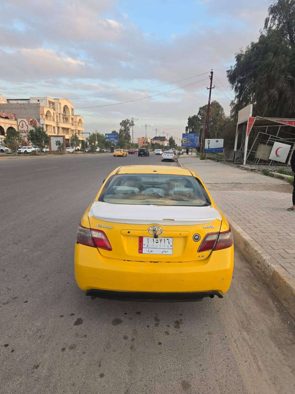 السلام عليكم
تيوتا كامري 2008 مكينة 2400 تبريد شغال تخم تاير كرسي كهرباء شاشة وتحكمات باسمي مصفرة هيئة وغرامات مشروع وطني العنوان بغداد / قظاء الزوراء / منطقه السعادة 
للاستفسار  ***********
