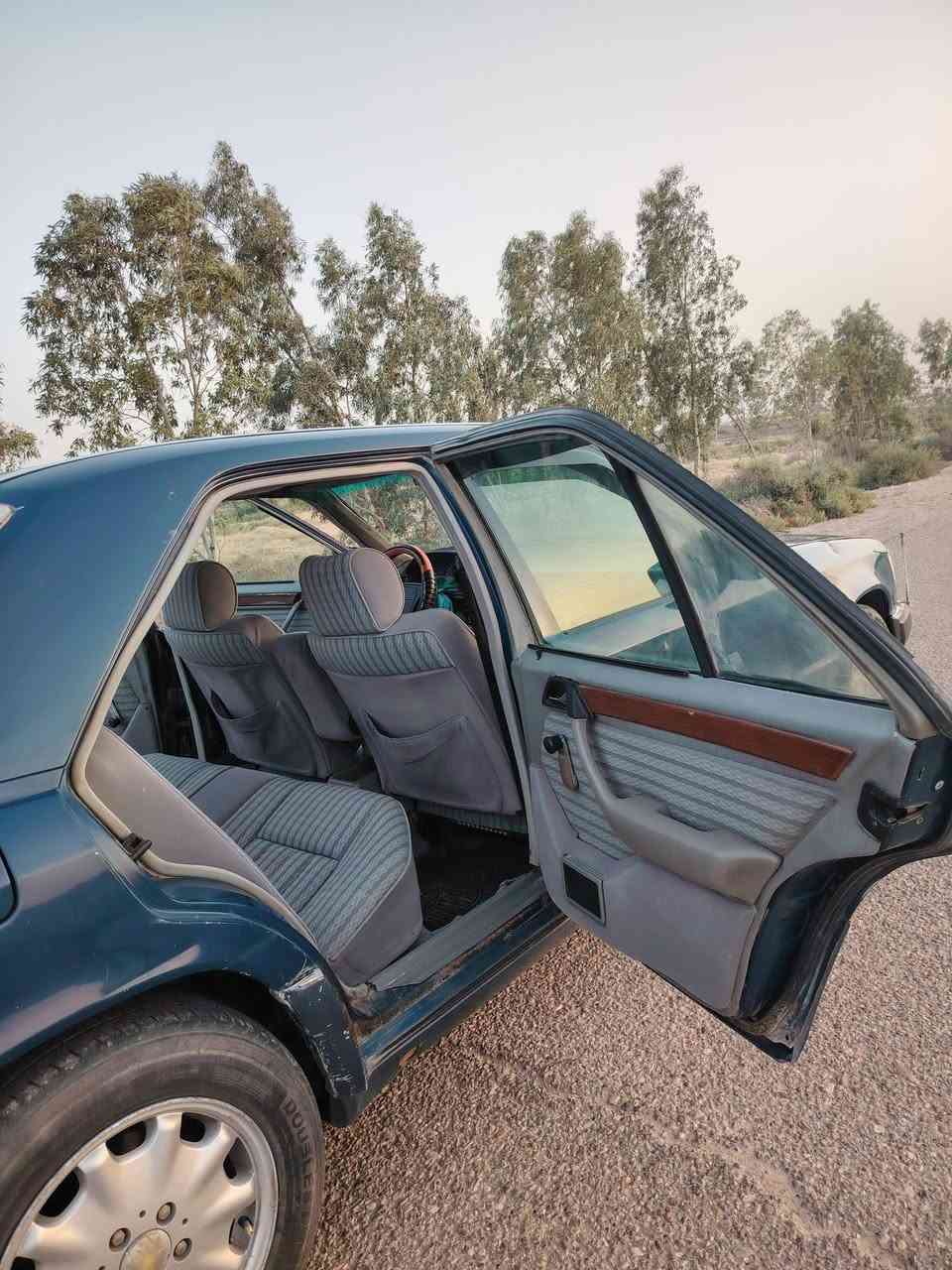 بيع مستعجل السلام عليكم ورحمة الله وبركاته دب مارسيدس للبيع
يا الله للبيع فقط
دب 🐻 موديل 88 

محوره مكينه بطه 3000 بطل 

رقم بغداد دولي بسمي سنويه لل 31

مكينه وگير جدد

حداديه امامي وخلفي جديده 

تخم تاير جديد 🆕 

فتحة سقف ملقيه

غرفه جديده

جام كهرباء 

سنتر لوك مع ريموت

كهربائيات شغاله
لايت جديد منضومة زنون 

سياره جاهزه بدون اي نقص 

 بدون ضربه 

قواعد دبل امامي خلفي  بلاد شركة

السعر 49 وبيها مجال بسيط

مكاني ذي قار
 بين الشطره والغراف
تلفون *********** اتصال واتساب
