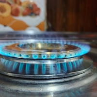 تصليح كافة أنواع الطباخات موقعي في المنزل نجيكم للاتصال 07774935675