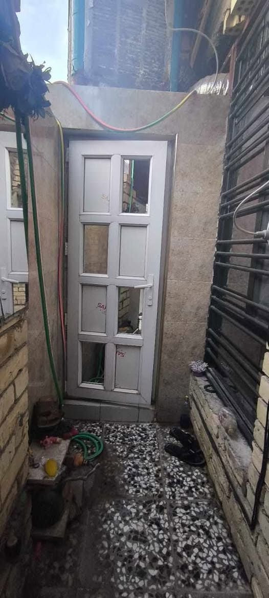 السلام عليكم 
بيت للبيع شارع احمد الوائلي 
مساحه 75م طابق ونص غرفتين نوم 
واستقبال ومطبخ وخدمات 
للاستفسار خاص


**إذا كنت صاحب هذا الإعلان وتريد حذفه لأي سبب، رجاءا أرسل رسالة إلى الدعم الفني**