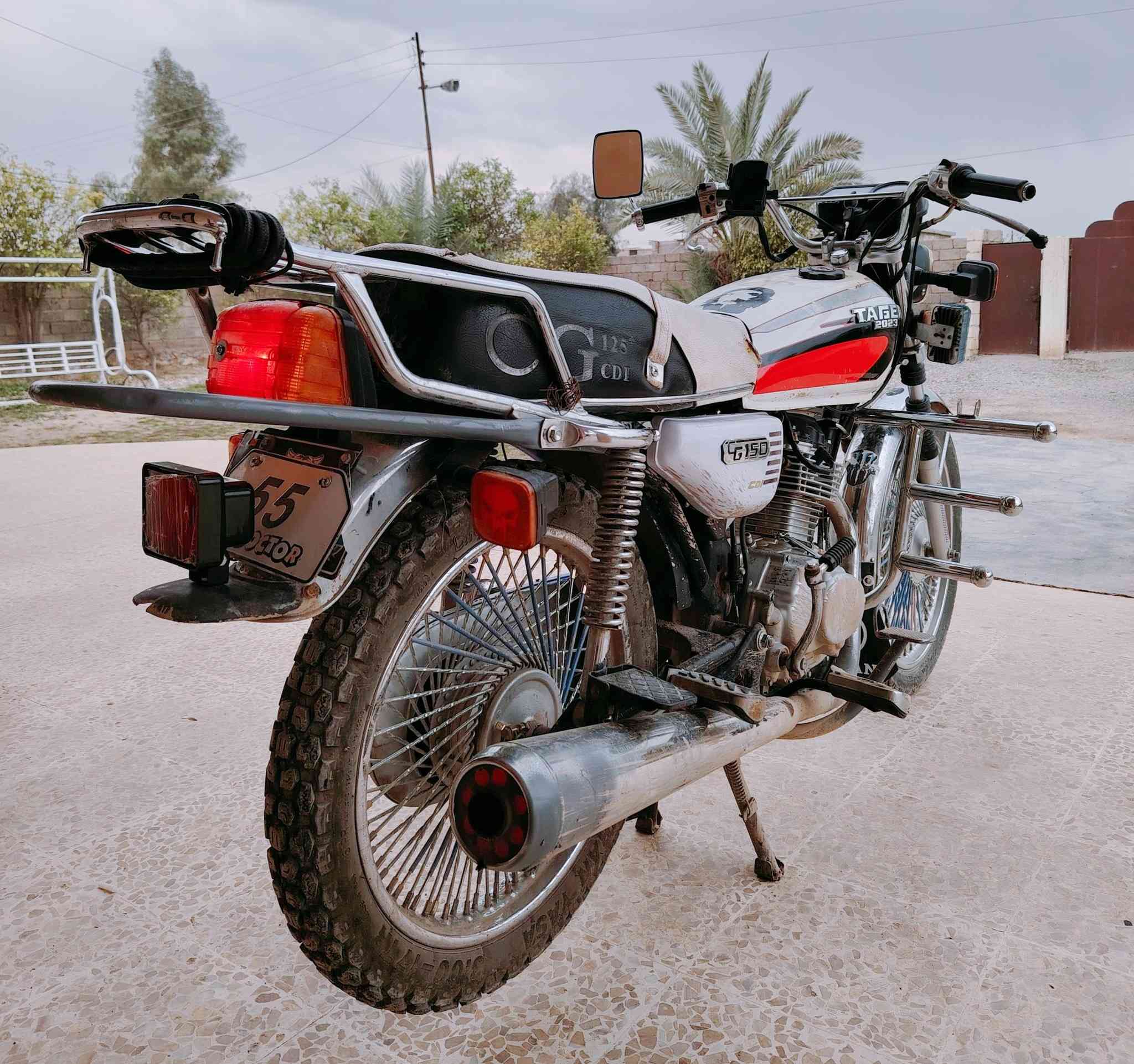 السلام عليكم ماطور تايگر ابو النمر 2023
وزن ثقيل محرك مامفتوح كهربائيات كلها شغاله
الماطور ماتحط علي الف ماعايزو بس ستر الله
السعر 600 وبي مجال حگ الجيه عنواني ناحية القياره قرية الزاويه ***********
