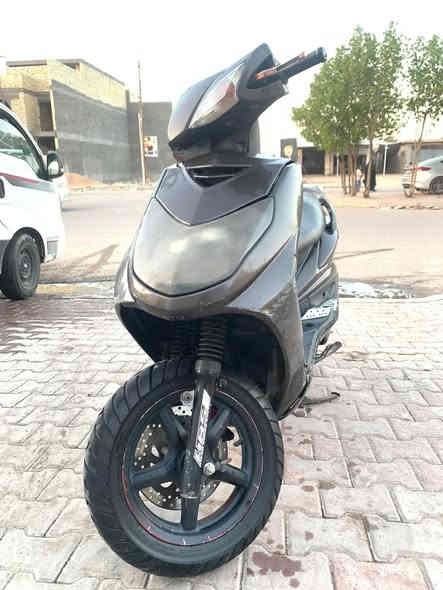 سلام عليكم اعاده النشر بسبب لوعود الكاذبه سكنس فحل لبيع او مراوس الدراجه شلعه ومعدل كلش حلوه ونضيفه ما مفتوحا بلاديه  كهربايات شغله سلف نكره بيها يدات nsy  وتزويد خفايف كفرتها بلاديه السعر 550 وبيها شي بسيط 
العنوان بغداد الحسينية مل رشديه 
رقمي ***********
