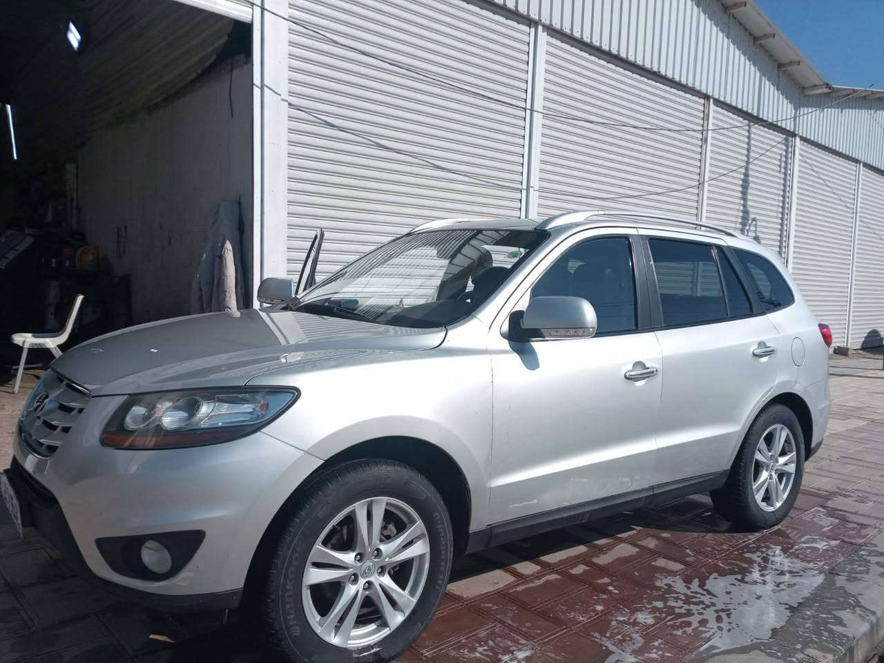 السلام عليكم سنتافيه ٧ راكب رقم شمالي طبق الأصل سياره جاهزه ما بيه ي نقص كصه وحده فقط الاتصال ***********\السعر ٤٧ وبيه مجال
