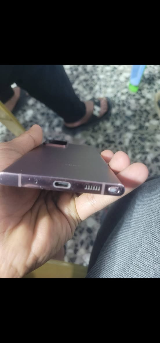 نوت ٢٠ الترا ٢٥٦ رام١٢ وتر ضد المي مامفتوح بس فطر خفيف مايبين ٣٠٠الف


**إذا كنت صاحب هذا الإعلان وتريد حذفه لأي سبب، رجاءا أرسل رسالة إلى الدعم الفني**