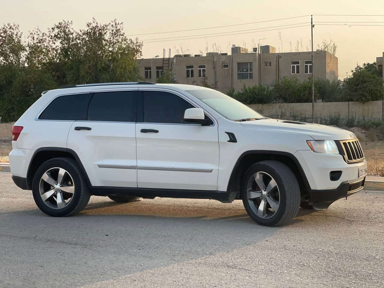 Jeep LAREDO2011
🔑 بصمة تشغيل

🚙 نظام تو ويل

🖥️ شاشة كبيرة

⚙️ كراسي كهرباء

📍 رادار جانبي 

📡 حساسات أمامية وخلفية

💡 لايت LED

🏁 نظام سبورت

🛡️ مانع انزلاق

🌱 نظام إيكو

🔧 محرك 3600 سي سي

🛞 ويل كب

❄️ قطعتين تبريد

📄 وارد أمريكي🇺🇸 

🚪 صبغ جاملغ امامي و باب مبدل خلفي نفس الون موجود صورة الضرر 

 رقم أربيل تحويل مباشر

مكان تواجد السيارة: صلاح الدين سامراء

السعر135بي مجال بسيط 

***********
