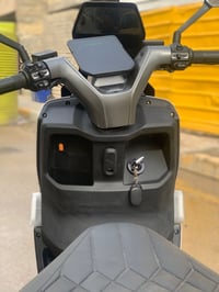 للبيع سلام عليكم دراجه شحن للبيع نوع صاعقه من شركة ونلي استعمال شهر ال...