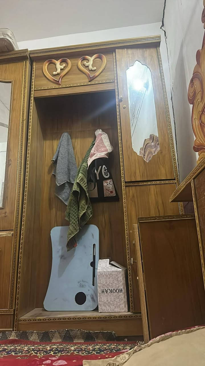 سلام عليكم غرفه خشاب جديده سعر 275وبيه مجال مكان نجف  الي يريد يراسني خاص


**إذا كنت صاحب هذا الإعلان وتريد حذفه لأي سبب، رجاءا أرسل رسالة إلى الدعم الفني**