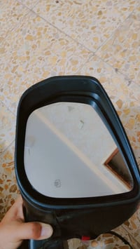 زوج مرايا • جيب لاريدو • نقص كفر