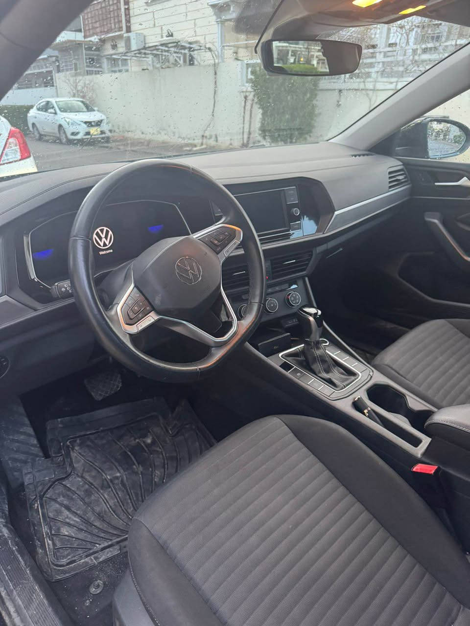 سلاو جیتا ٢٠٢٤ مواسەفات S سیارەکە جاملغ وبۆنیت سبوخە شانسی بە شەرت و بە شەرتی رەقەمیش دەفرۆشم ئیرباگ بەس سوکان ٣٥ هەزار میل رۆشتوە 
نرخی ١٢٦ وەرەقە و مەجالیکی کەم
رەقەم شانسی 3VW5M7BU3RM042849 
تب.تەنها جوابی تەلەفۆن دەدەمەوە
0750-049-4993 أربيل, العراق
