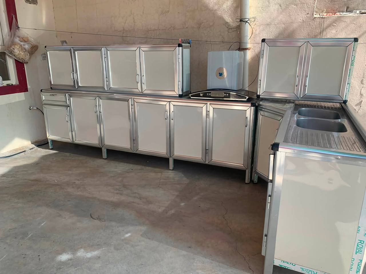 کوانتر المنیوم 400  الف دینار
مکان کلار
***********

