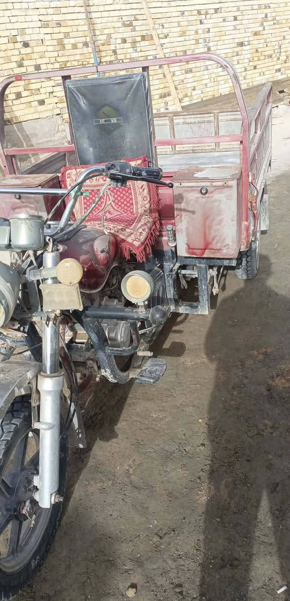 سلام عليكم ستوته للبيع مديل 2017اوراق أصولي أصولي كهربائيت كلها جديده وشغاله مكينه جديده برغي ما مفتوح مديل 23 تايرات جدد شاصي مكفول كفاله عامه سعر مليون وميه وبيها مجال (اتصال فقط) (***********)/ (***********)
