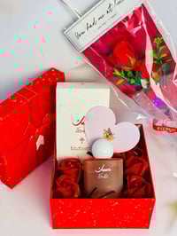 هدايا نسائية • أشكال جميلة • عيد ميلاد