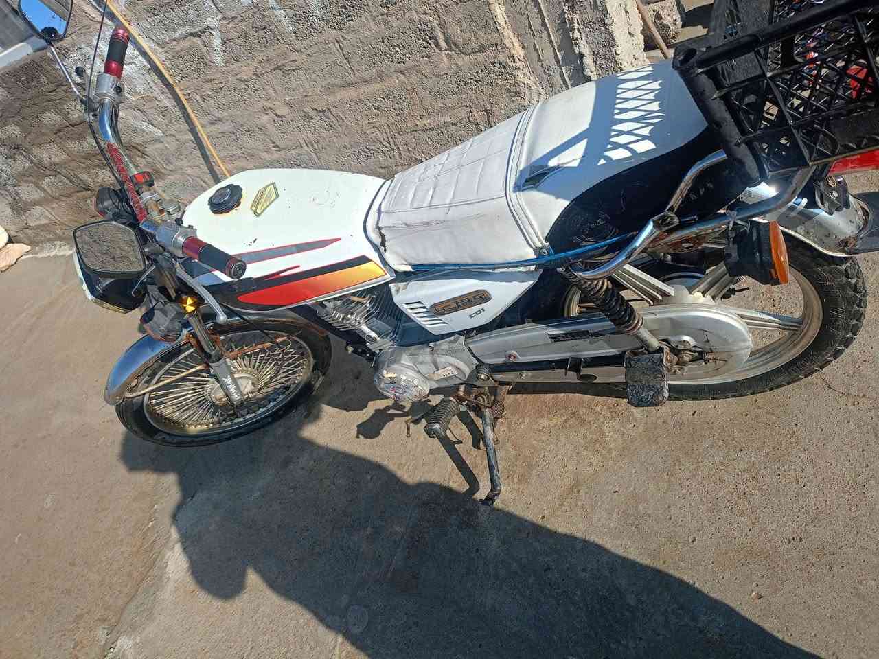 السلام عليكم عندي تايكر 2020 مراوس شعندك نزل  اة اتصل ***********
