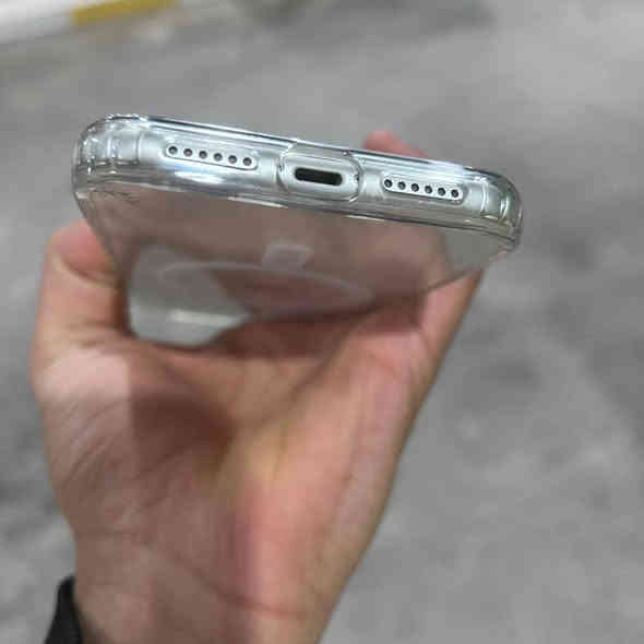 جهاز آيفون 11 عادي فول نظافه
ذاكره 128

بطاريه 85 ما مبدله شرط.. 

فقط بصمه وجه عطلانه بسبب تحديث 

جهاز جديد شخط ما بي  .السعر 270 بي مجال بسيط 

مكاني تكريت البوعجيل.

***********
