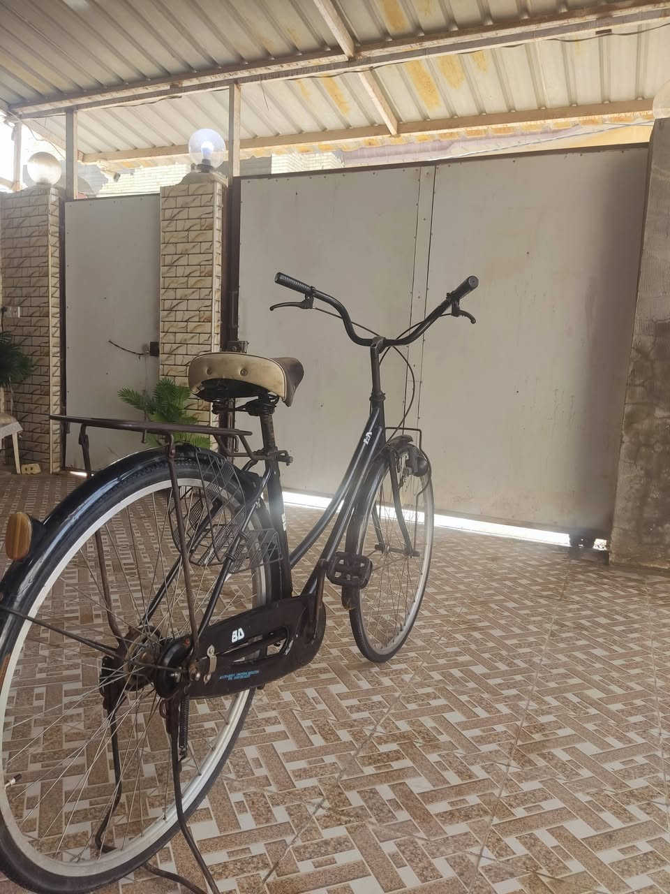 السلام عليكم 
بايسكل 27 للبيع 
السعر 90وبي مجال قليل 
المكان محاويل حي 17

***********
