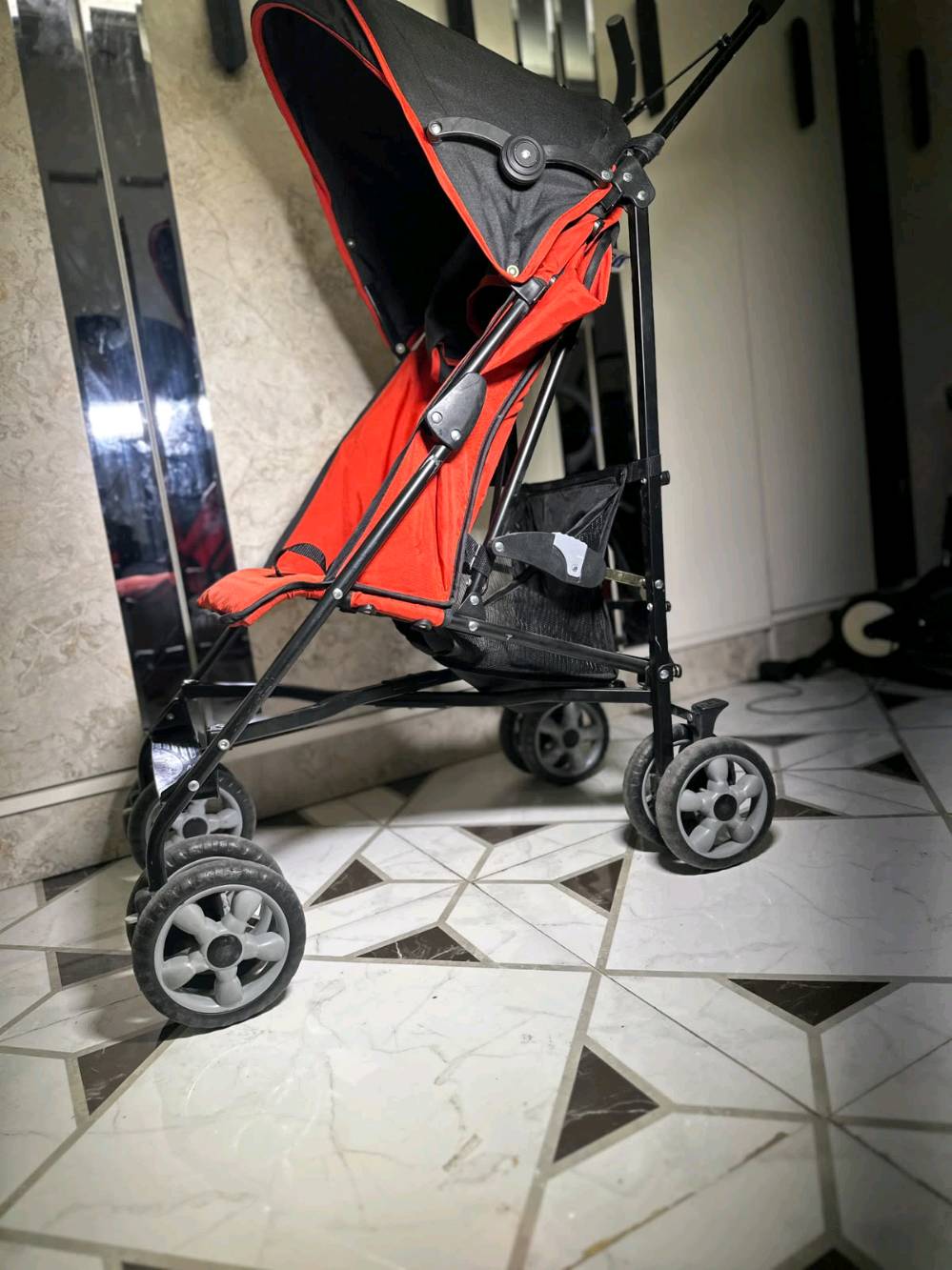 عربانه ماركه جوي السعر 105للتواصل 0777353221