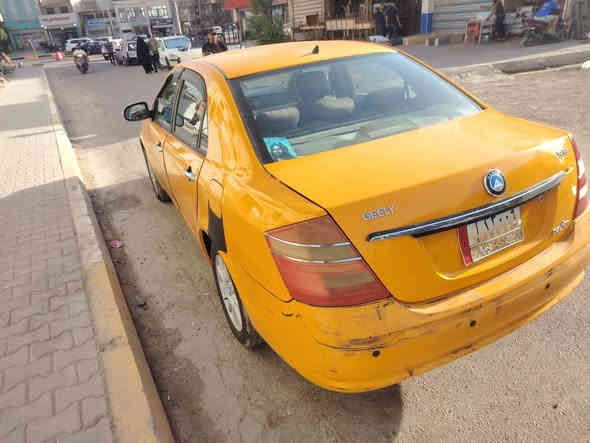 سلام عليكم جيلي موبل للبيع موديل ١٣ كير ومكينه كورله ١٨٠٠ اوتوماتيك بيهه بس جاملغ اليسر المامي بي ضربه ولباقي كلهه سليمه سياره جاهزه من كل النواحي مكاني بغداد المنصور ورقم سياره بابل مشروع وطني ٤٤ وبيهه مجال ***********
