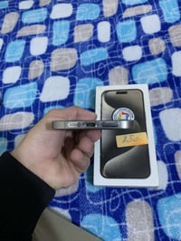 15 pro max ذاكرة 256  بطارية 87 ماستر نضيف التليفون كلش  سعر 925 فقط ب...