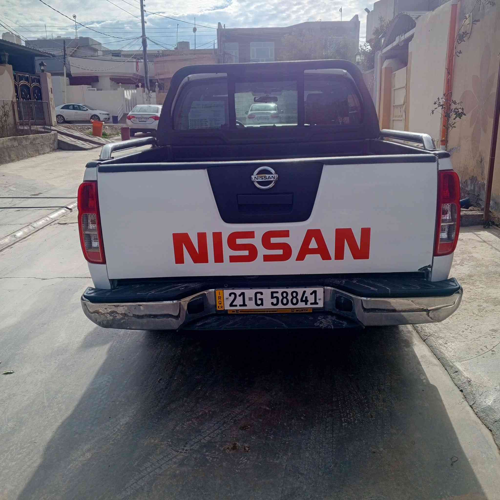 سلام عليكم
نيفاره موديل 2009 رقم سليمانيه اوتوماتيك سنويه رقم جديد لحد 2030  تحويل او وكاله مكينه بطه 3000 كير مكينه مكفول جديد لا صرف لا بخار صدر امامي خلفي جديد تايرات جدد تبريد تدفئة شغال سياره صبغ عام ابشرط بدون ضرر شواصي كهربائيات كله شغاله سياره جاهزه مابيه اي نقص السعر 76 بي مجال قليل عنوان ديالى خانقين ***********
