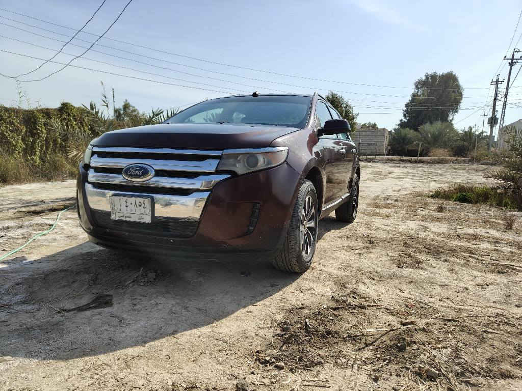 فورد ايدج Ford Edge موديل2011 وارد امريكي 6 سلندر 3500cc المحرك جديد أقتصاديه ماتصرف مكينه ناعمه  مصبوغة حزام بدون صبغ الدواخل والتكم والقماره فقط لجماليه والجراد بيها بارد مقدار شبر اثر دحجة ستوته ومقدار اربع اصابع بخشم الجاملغ  تبريد كامل كزوز 2 صوت رياضي  قطعتين لايت زينون تحكم ستيرن جهتين مثبت سرعة مرايات كهربائية كامره خلفية حساسات شاشه كبيره وشاشتان صغيره للسيطره و الاعدادات والاعطال كراسي كهربائية  دوشمه جلد كامله الأرضية والكشنات تخم تاير ويل 18 كروز باتري جديد خمسه راكب
 السيارة نظيفة وعلى الفحص
  كير +ماكينة+حداديه الحمدلله  السيارة رقم بابل سنويه لغاية 29  والسعر 98  مكان السياره دوانيه مركز  بيع أو مراوس   تصال *********** متوفر واتساب ديوانية, القادسية
