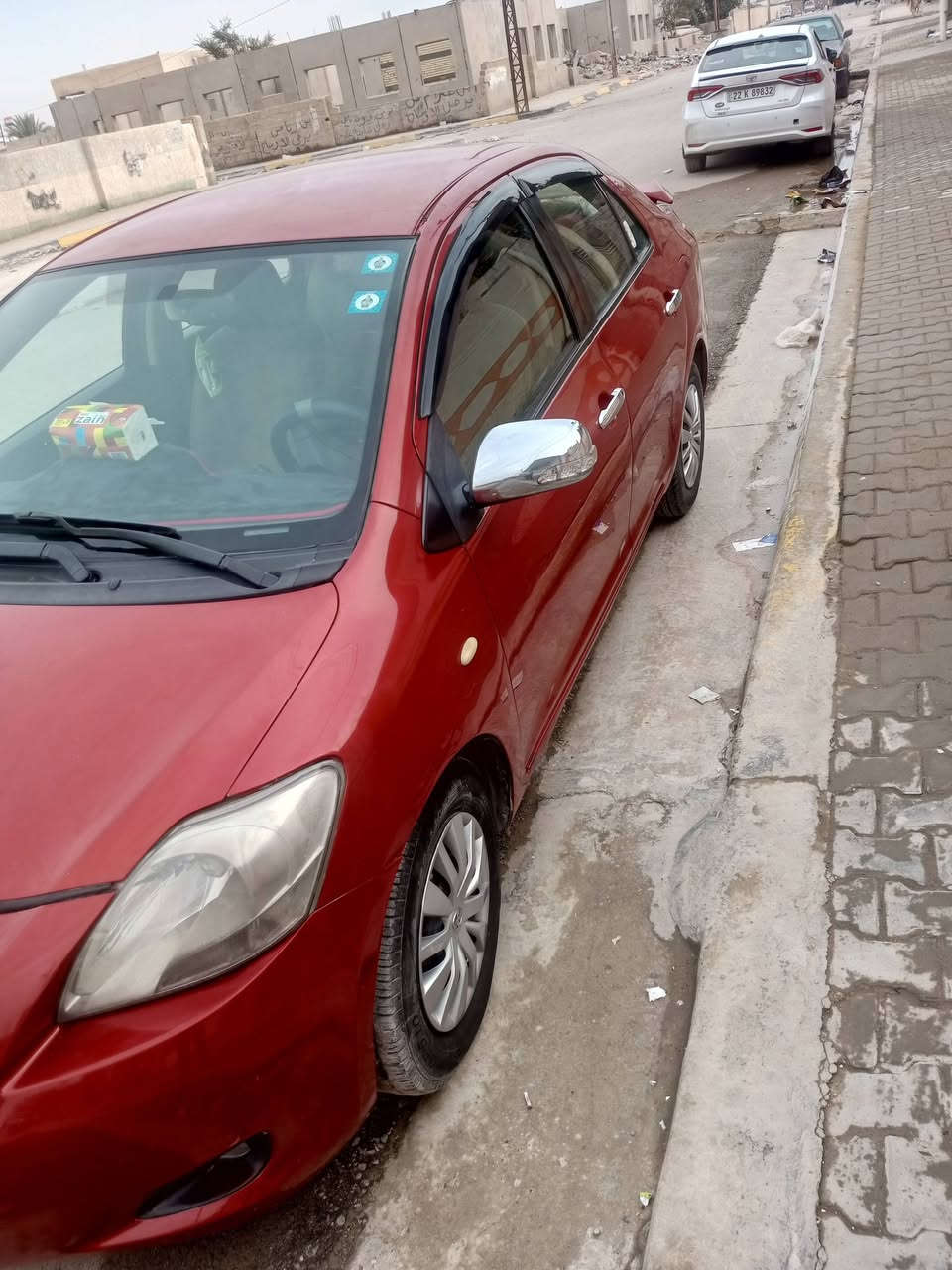 سلام عليكم تيوتا يارس ٢٠٠٨ السياره خير من الله نضيف مواصفات فول الفول سياره مداريه مدارهه مال جناي الله يشهد مكاني بغداد مكفوله اي ضربه ما بيه الحمدلله 
مكينة ١٥٠٠ المرغوب
كير اوتو 
تبريد شغال
سنتر لوك
جام كهرباء مو جوبي 
شاشة كامرة ابل كاربلي
السعر 80$ وبيه مجال 
رقمي اثير *********** ‏رقمي كورك ‪***********‬‏
