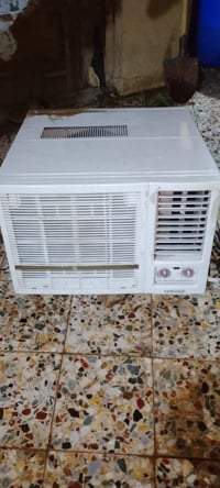 مكيف للبيع كينود نظيف  سبع البور شارع الطيار 07733943368