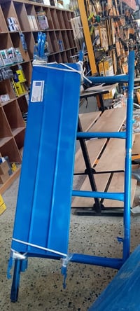 سكله مستخدمه للبيع قياس 80س عرض  ارتفاع 180س الشراي يتصل 07706632920