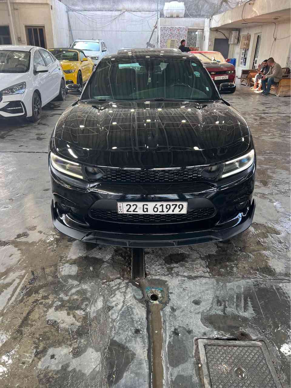 سلامً عليكم چارجر موديل (٢٠١٧) وارد أمريكي كلين تايتل فول مواصفات ١/١  صار بيه حادث بالعراق جاملغ خلفي ايمن السياره مغلفه PPf رقم أربيل ضمان وكاله أو تحويل مكان السياره بغداد للاستفسار (***********) Colombo, Sri Lanka
