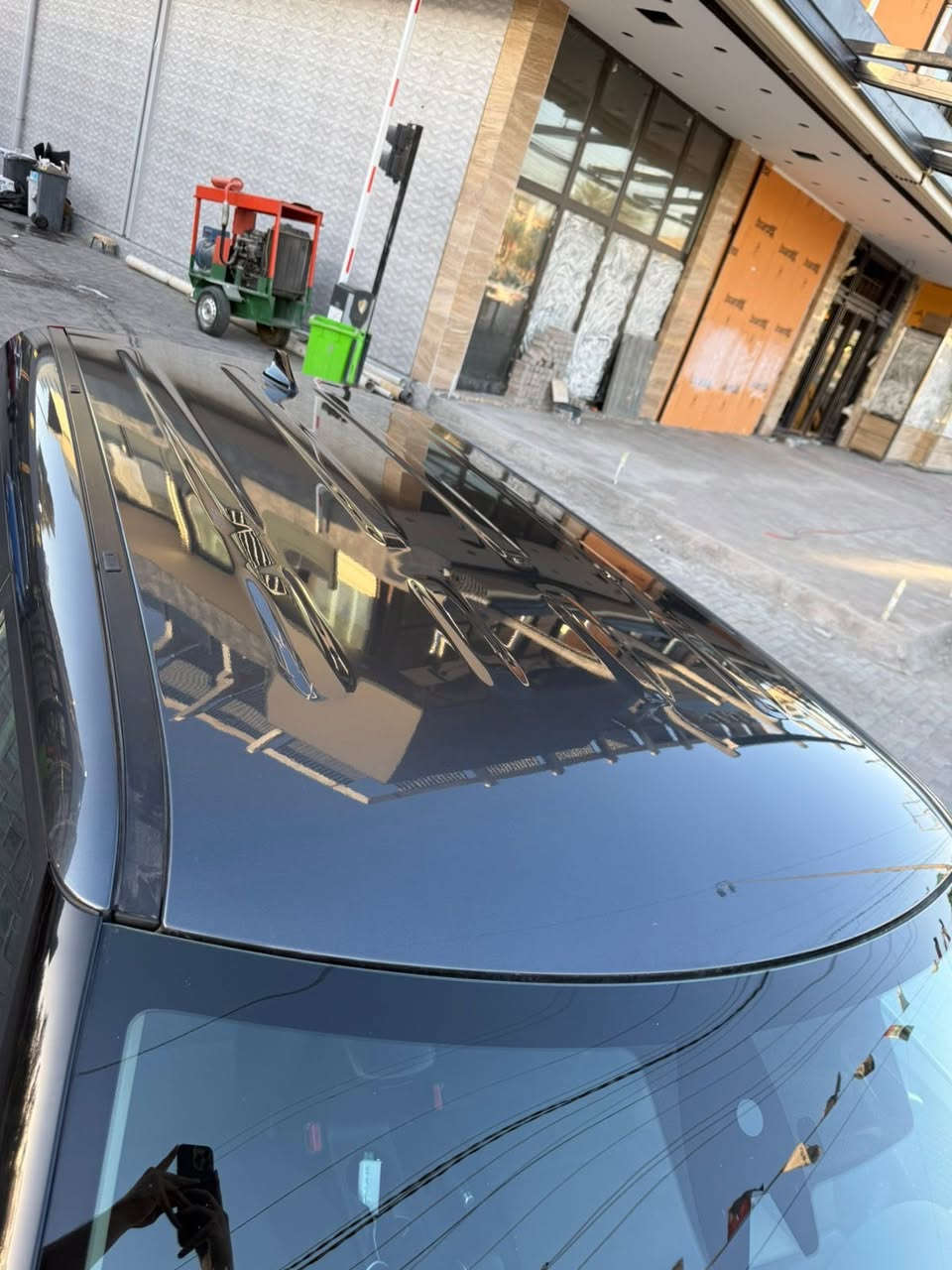 صول.  KN
السلام عليكم صول 2022 وارد امريكي مكفولة من الضرر والصبغ مواصفاتLX  مواصفات عادية السيارة ماشية60 ميل مكينة2000دوش
السعر153وبيها مجال المكان بغداد شارع فلسطين لاستفسار اكثر الاتصال على الرقم ***********
