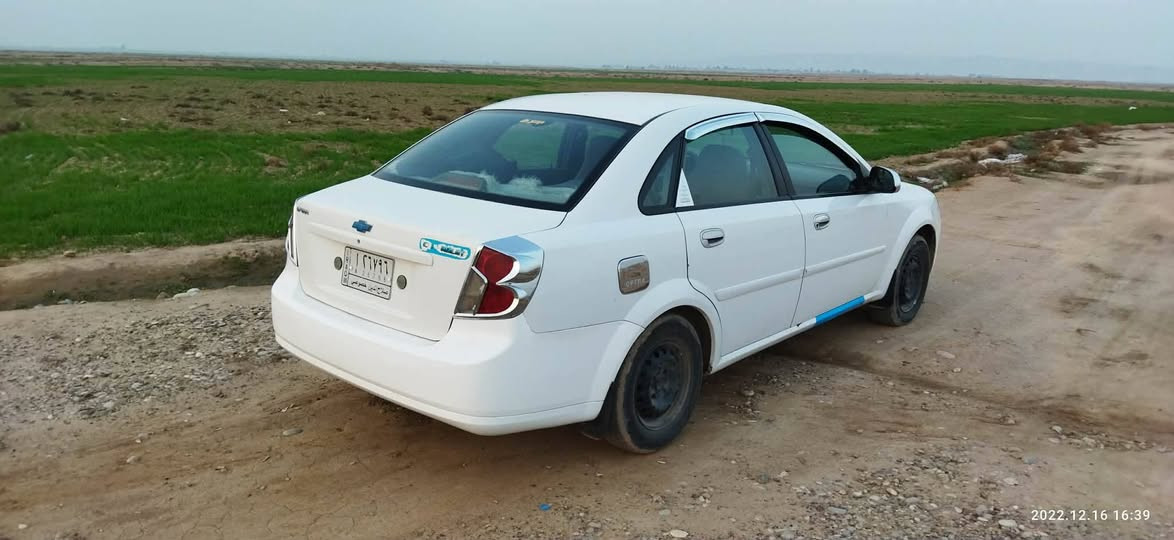 ابتره 2004
محرك كير شرط 
كير عادي 
تبريدثلج ❄️ 
سياره  جاهزه 
تخم تايرات جديد

رقم الهاتف /***********
