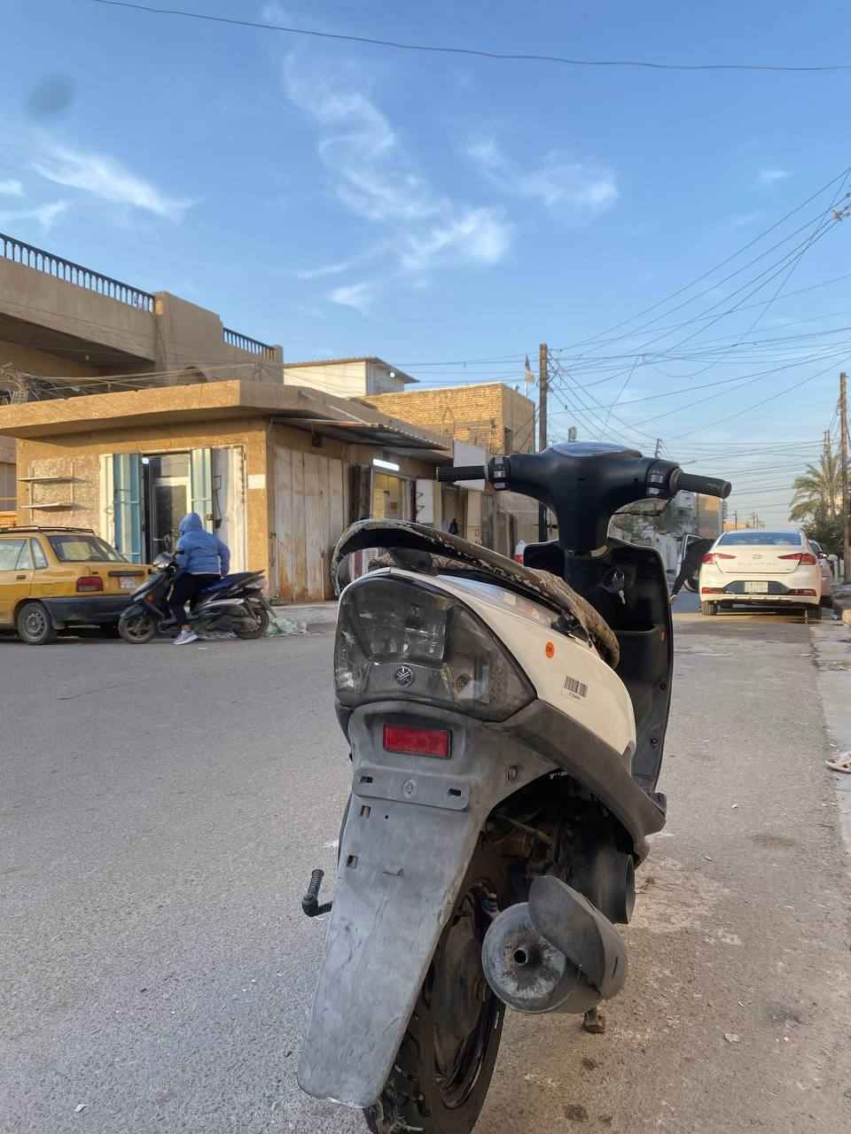 السلام عليكم درجه ماكس عدله مابيهه أي نقص نكره سلف كلهه شغاله لايت كهربائيات كامله أوراق كامله المكان بلغزاليه السعر ٤٠٠ الرقم *********** الشراي يتصل بغداد, العراق
