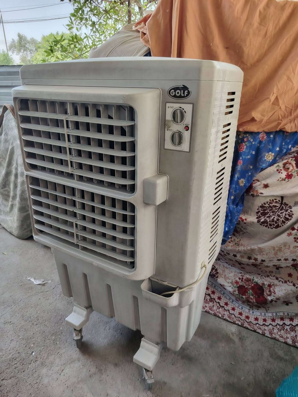 سلا عليكم مره رخصه صاحب البيج سلام عليكم أغراض منزل مستعمل نضيف شغال كلمن وسعره الشعب حي البساتين ***********
