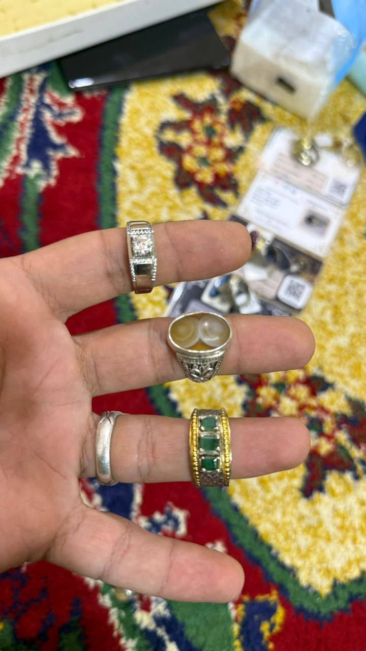 السلام عليكم
مستعجل ع البيع
١٢ خاتم مشكل كلمن وسعره تريدهن شلعه بيك خير وتدلل
الخاص مفتوح
***********
