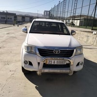 توێتا هایلۆکس مۆدێل ٢٠١٣ شەریکەی سەردار  بۆیاخ و کرانەوەی نیە سارد و چ...