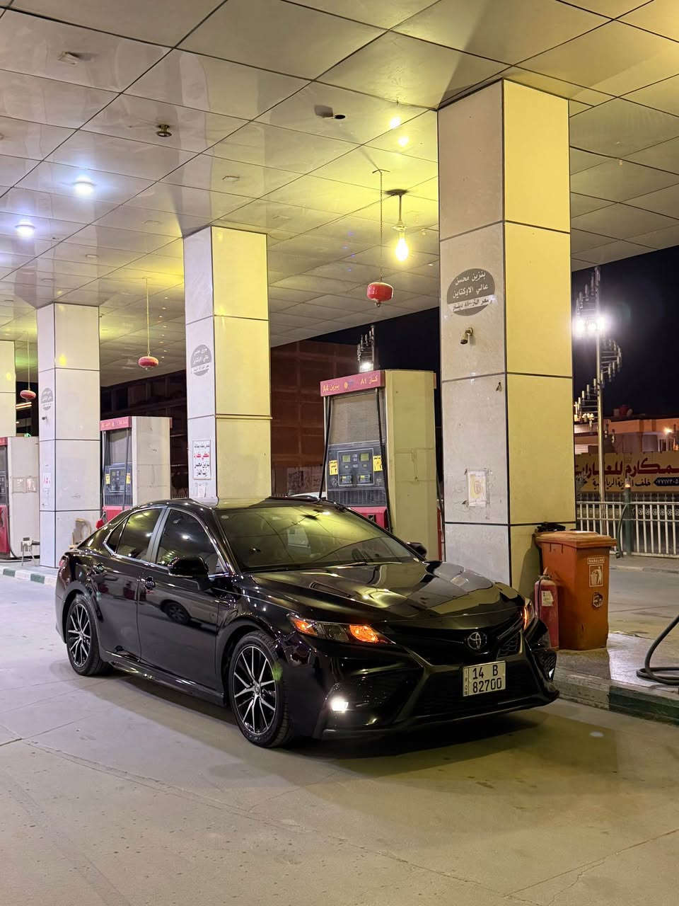 كامري 2024 
اللون اسود شذره 
رادار امامي 
تحديد سرعه 
داخل اسمنتي 
كشن كهرباء 
كامرة خلفيه 
تحديد مسار 
رادار جانبي تقطة عمياء 
بصمة 
وضعيات قيادة 
ايكو ونورمل وسبورت 
وهوااي مواصفات ما ذاكرهن 
السيارة كلش جديدة مدخلها على ايدي 
تقرير غرق للدوسة محدد من المزاد 
واضحه بالصور 
شغاله كفاله كير ومكينة وكهربائيات 
نقص برغي ما بيها 
رقم بصرة باسمي 
السيارة كلش جديدة ومعتني بيها وبلعافية عالياخذها 
بيها بارد bdr شي بسيط بباب السايق 
ورصعة بهلال الجاملغ الخلفي 
225 وبيها مجال 
الشراي يتصل فقط 
*********** Singapore
