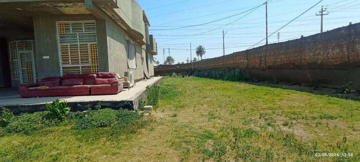 دار للبيع
مساحه 700 طابو زراعي سند 25

واقع حال 1200 باقي لمساحه مكاتبه مع المالك 

يحتوي على 

3 غرف نوم وحده سويت 4*6

هول كبير 16*4

هول صغير 4*6

مطبخ بارد 4*6

مطبخ حار 3*3

حمام عدد3

صحيات عدد 2

استقبال 9*4

كهربائيات سعودي درجه اولى 

البيت مجهز بمنظومه كامرات 

تبليط لباب البيت 

موقع مميز 

طريق حله __ديوانيه 

يبعد عن طريق حله ديوانيه 300 متر 

واجه 52

نزال 25

(((السعر 260 بيه مجال قليل جدا جدا جدا )))

للاستفسار اكثر 

اتصل على رقم 

+964 780 473 1374

@للجميع
