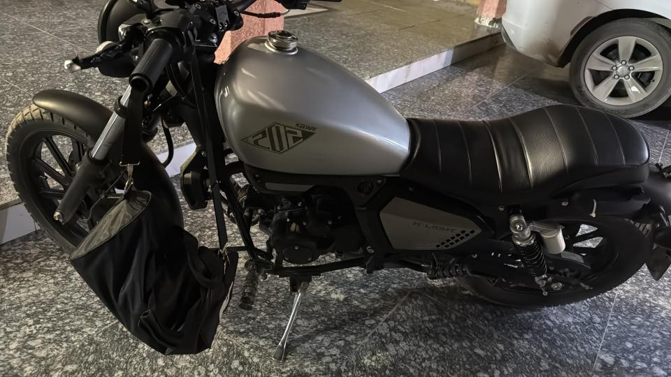 دراجه كي لايت دراجه نظيفه كلش رقم أربيل سعر مليونين 300 وبيه مجال رقم تليفوني ***********
