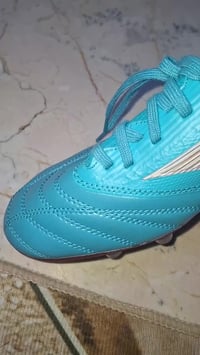 ٤٢ • ميزونو موريليا • جلد كنغر