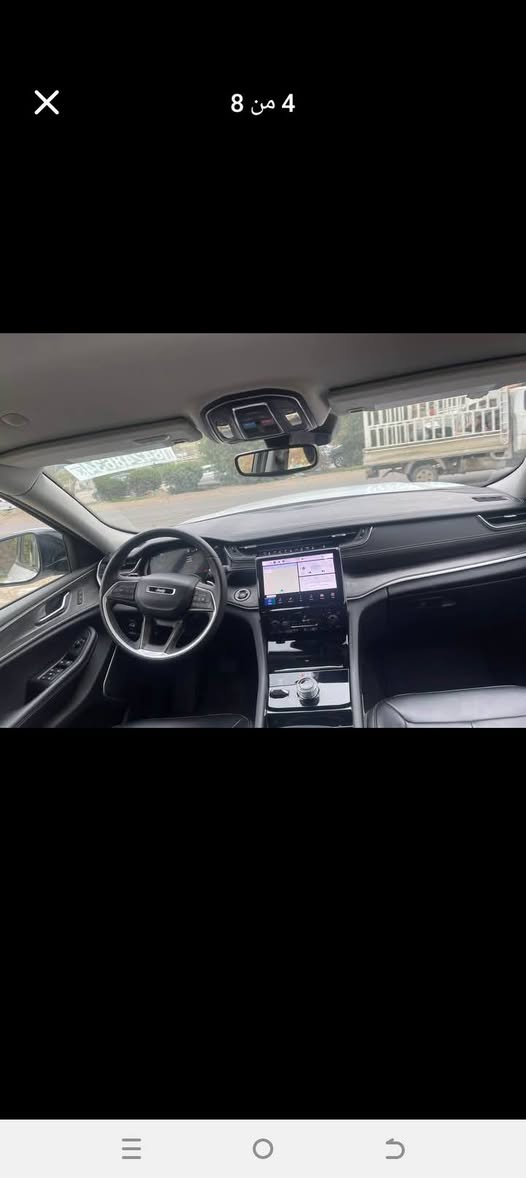 السلام عليكم جيب 2023فول عدا الفتحه 5راكب بدون ايرباك هاي طختهه ماشيه40الف بسمي ميحتاج اكتب بعد مواصفاته معروفه السعر330للتصال***********
