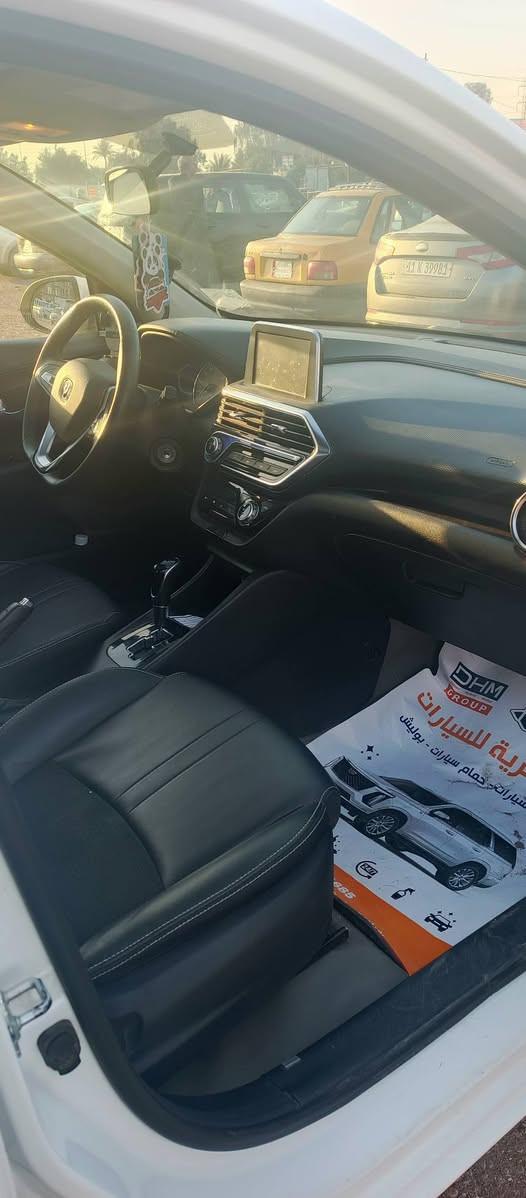 شانجان السفن 2020 سياره جاهزه وحلوه وكلش جديده ماشيه 89000 كيلو تبريد شغال كهربائيات كلها شغاله على وضع الشركه 
سعرها 80 ورقه رقم انكليزي بأسمي واسط مكاني بغداد الدوره 
هاتف ***********
